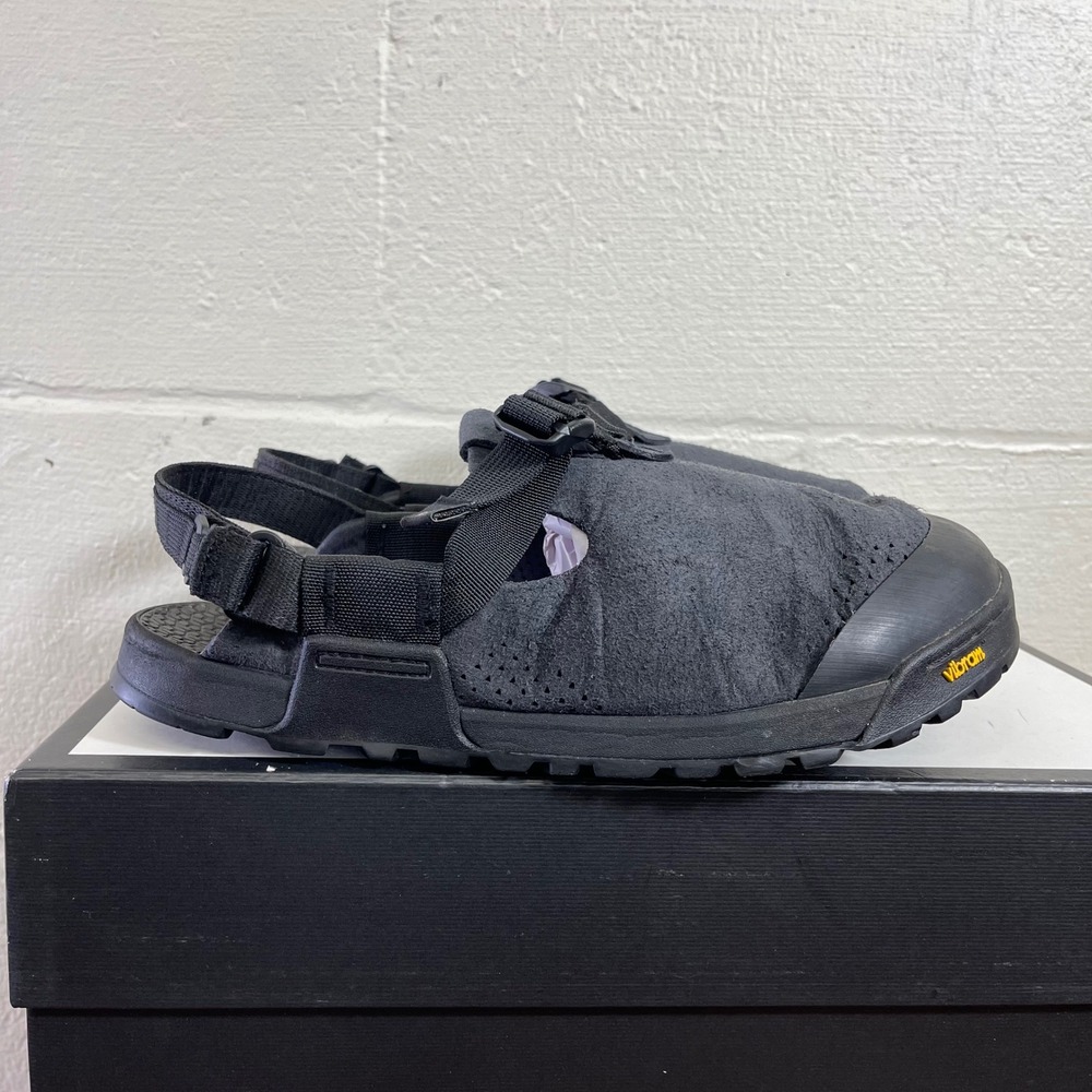 Bedrock Mountain Clog Black Suede Outdoor Sandals Vibram Men's 10 Women's 11